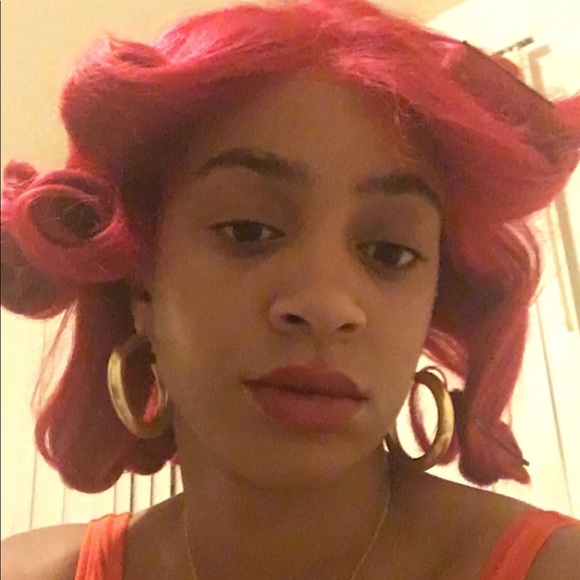 Red Frontal - Picture 1 of 1